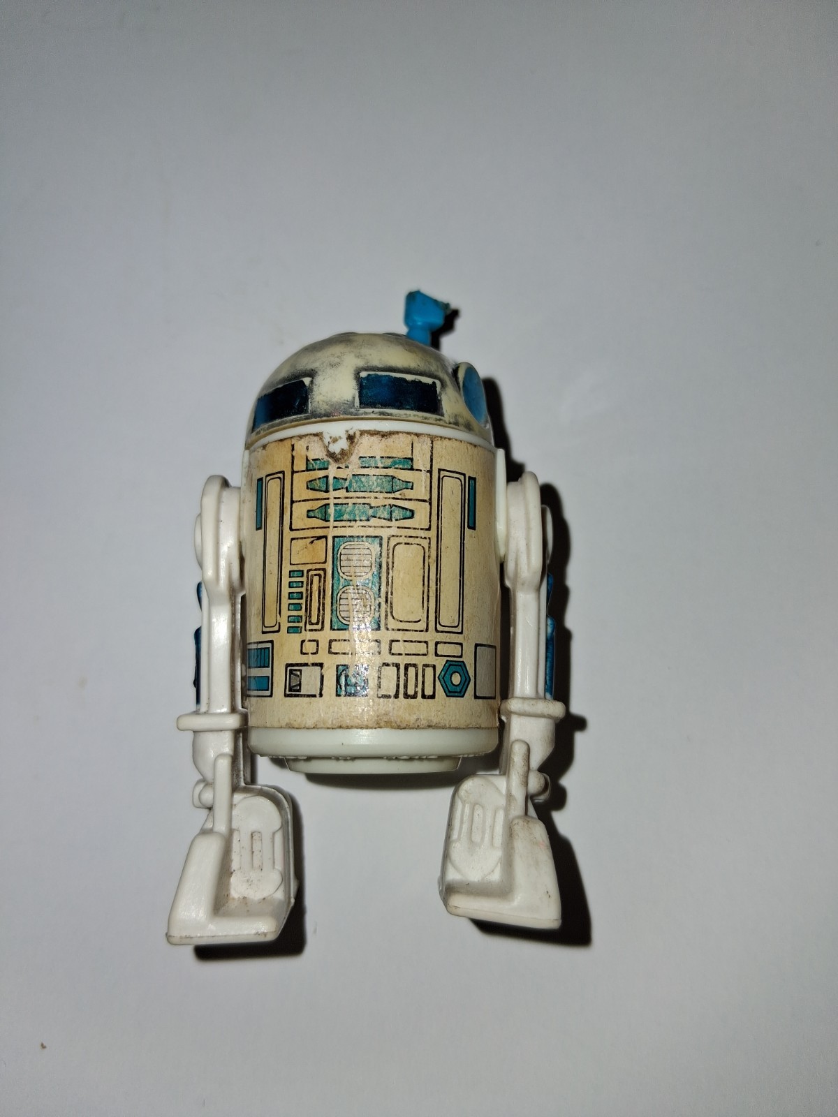 R2-D2 (Artoo-Detoo) (with Sensorscope) sold