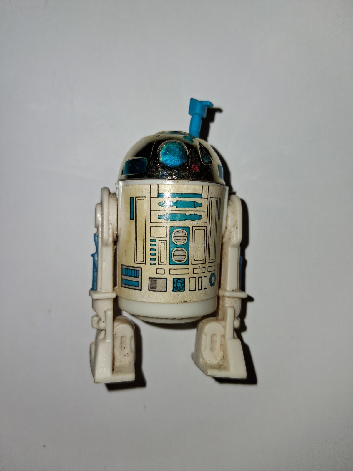 R2-D2 (Artoo-Detoo) (with Sensorscope) sold