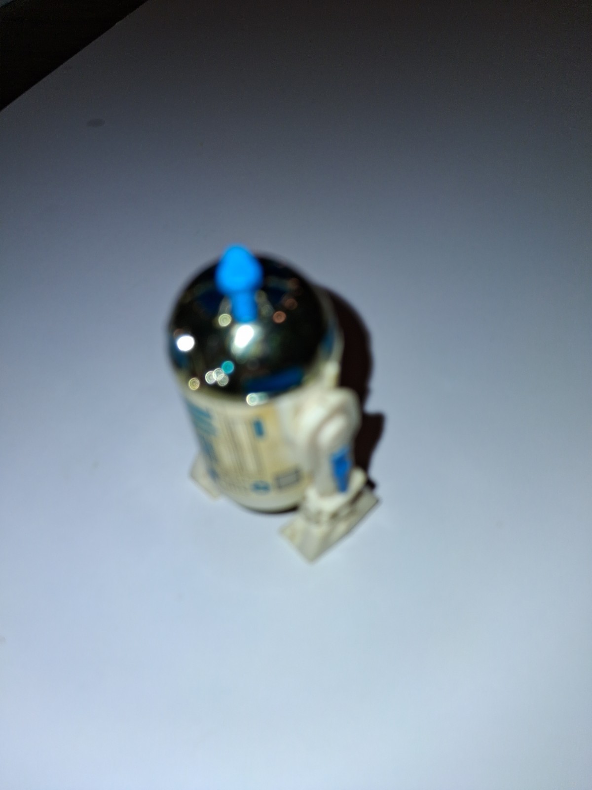 R2-D2 (Artoo-Detoo) (with Sensorscope) sold