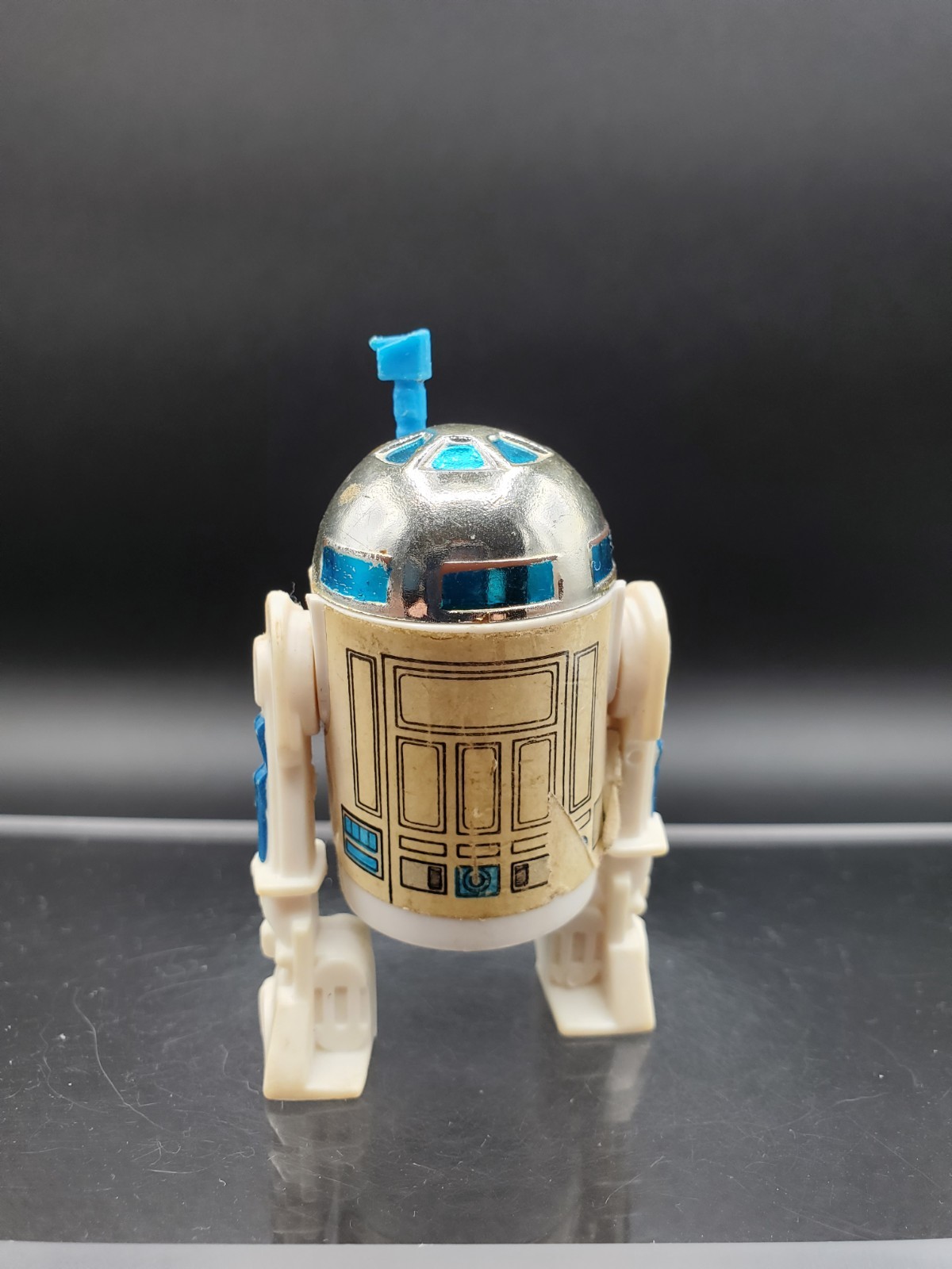 R2-D2 (Artoo-Detoo) (with Sensorscope) sold