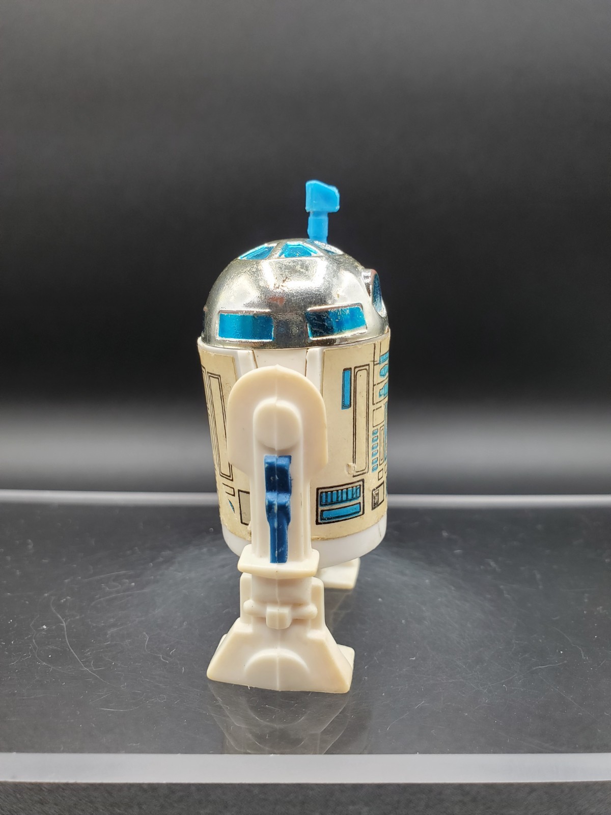 R2-D2 (Artoo-Detoo) (with Sensorscope) sold