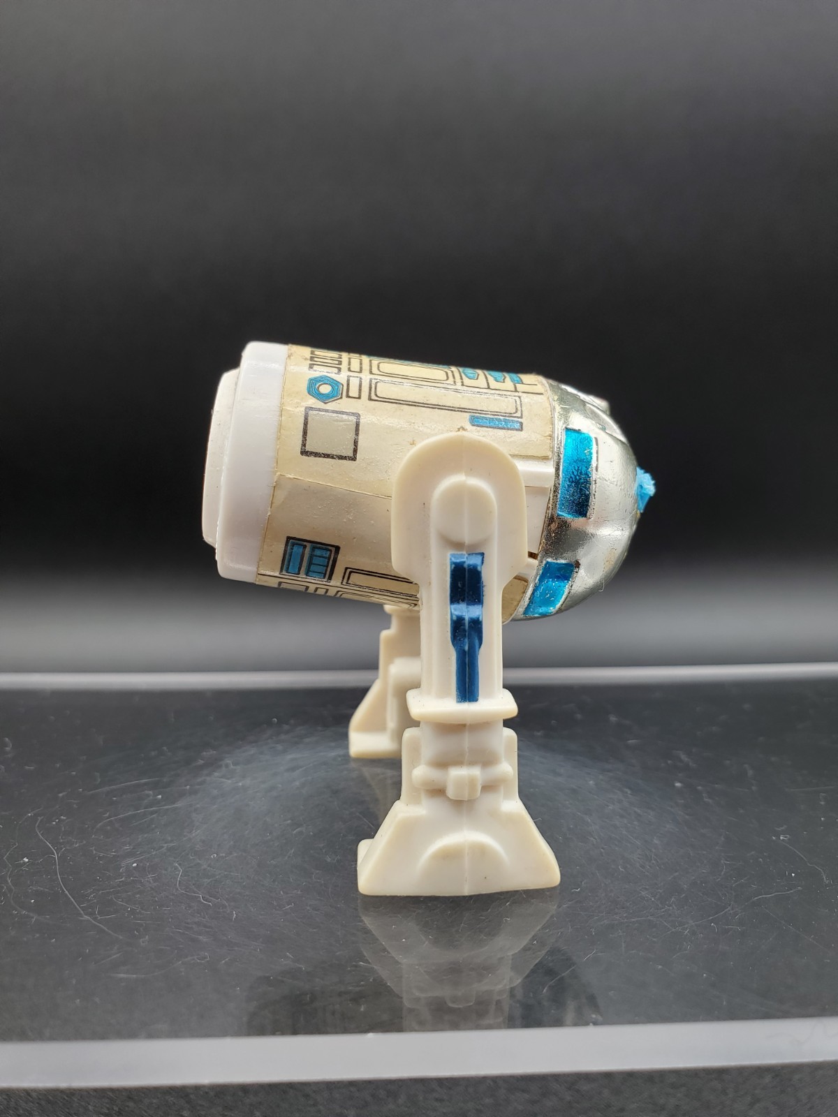 R2-D2 (Artoo-Detoo) (with Sensorscope) sold