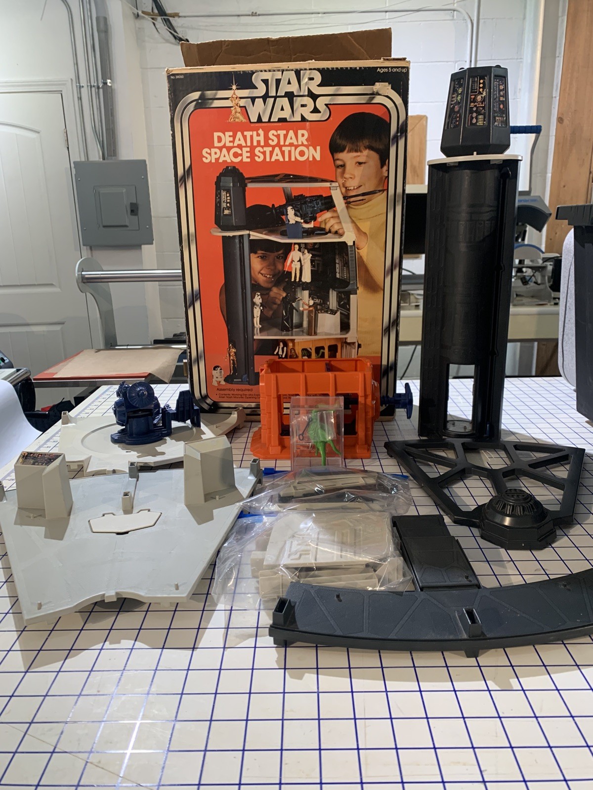 Death Star Space Station (Kenner) sold