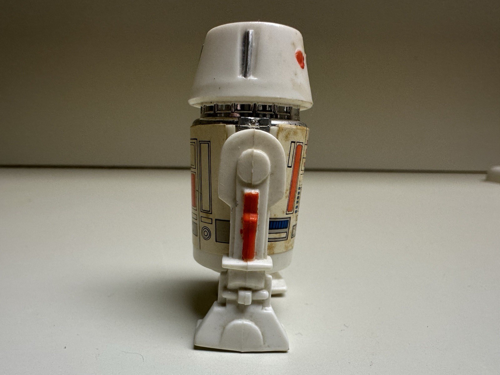 R5-D4 (Arfive-Defour) sold