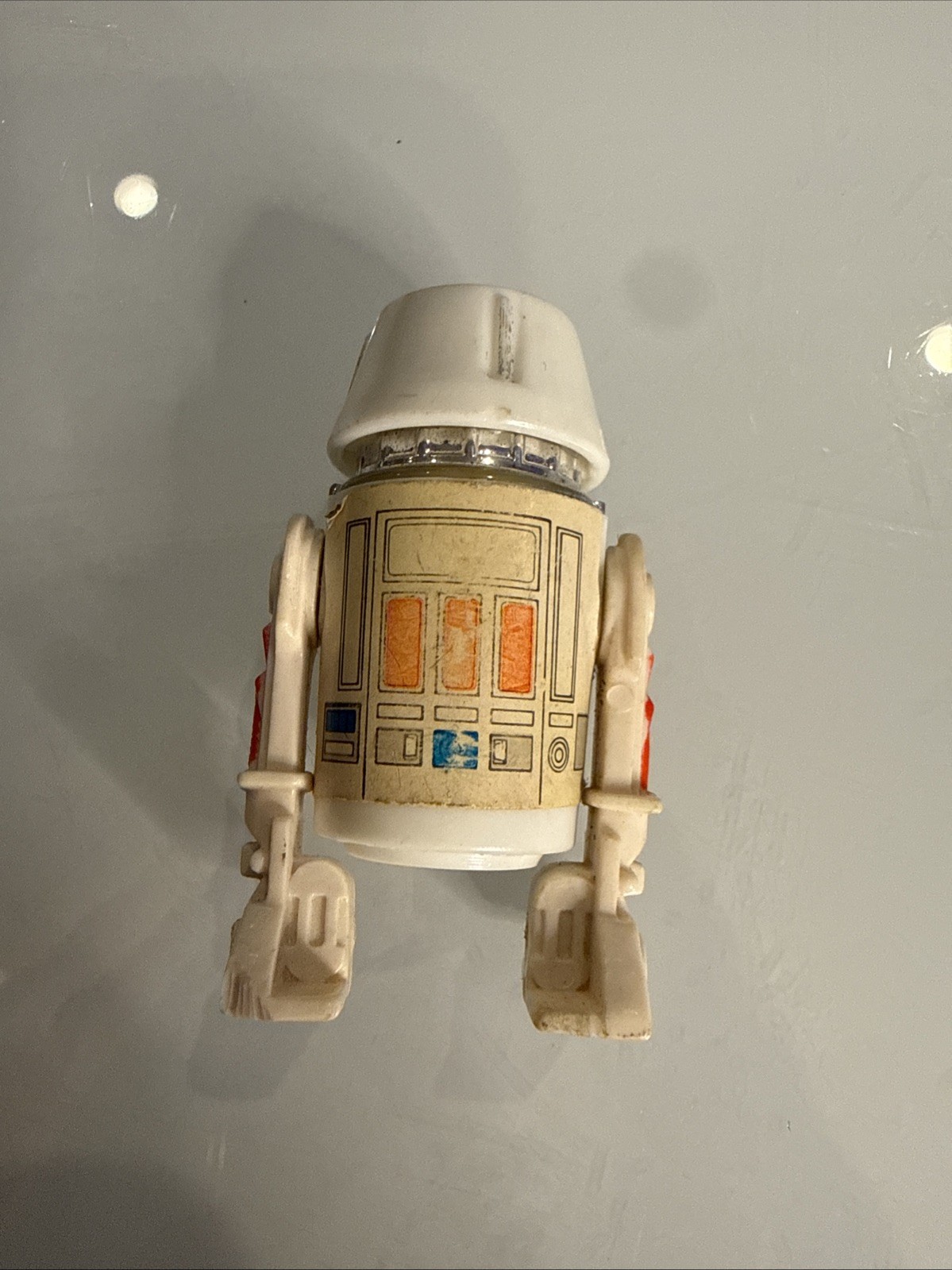 R5-D4 (Arfive-Defour) sold