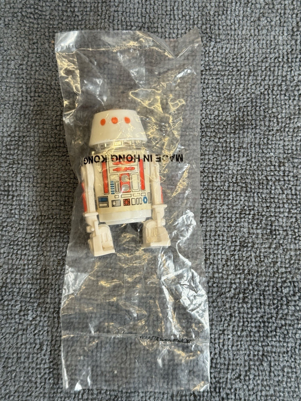 R5-D4 (Arfive-Defour) sold