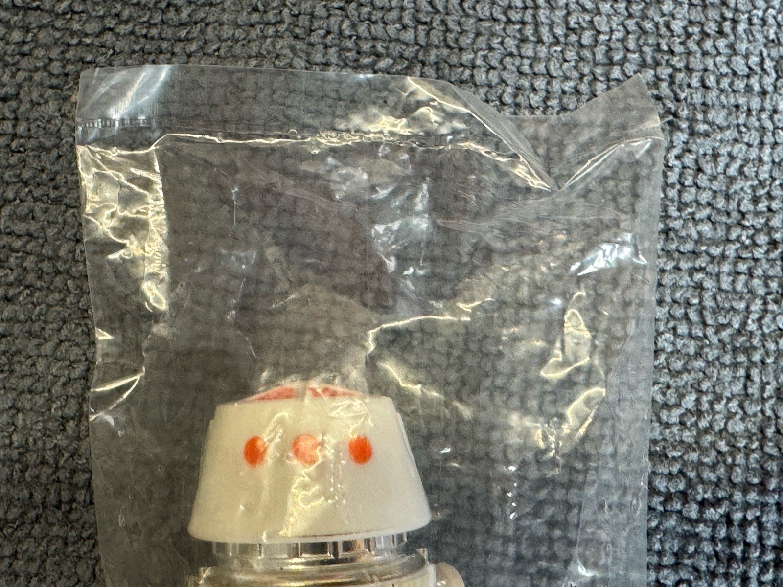R5-D4 (Arfive-Defour) sold