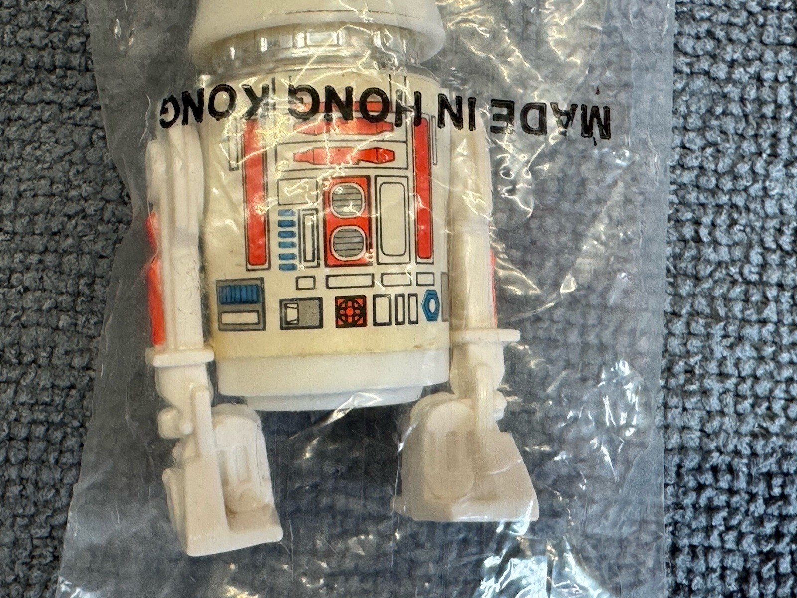 R5-D4 (Arfive-Defour) sold