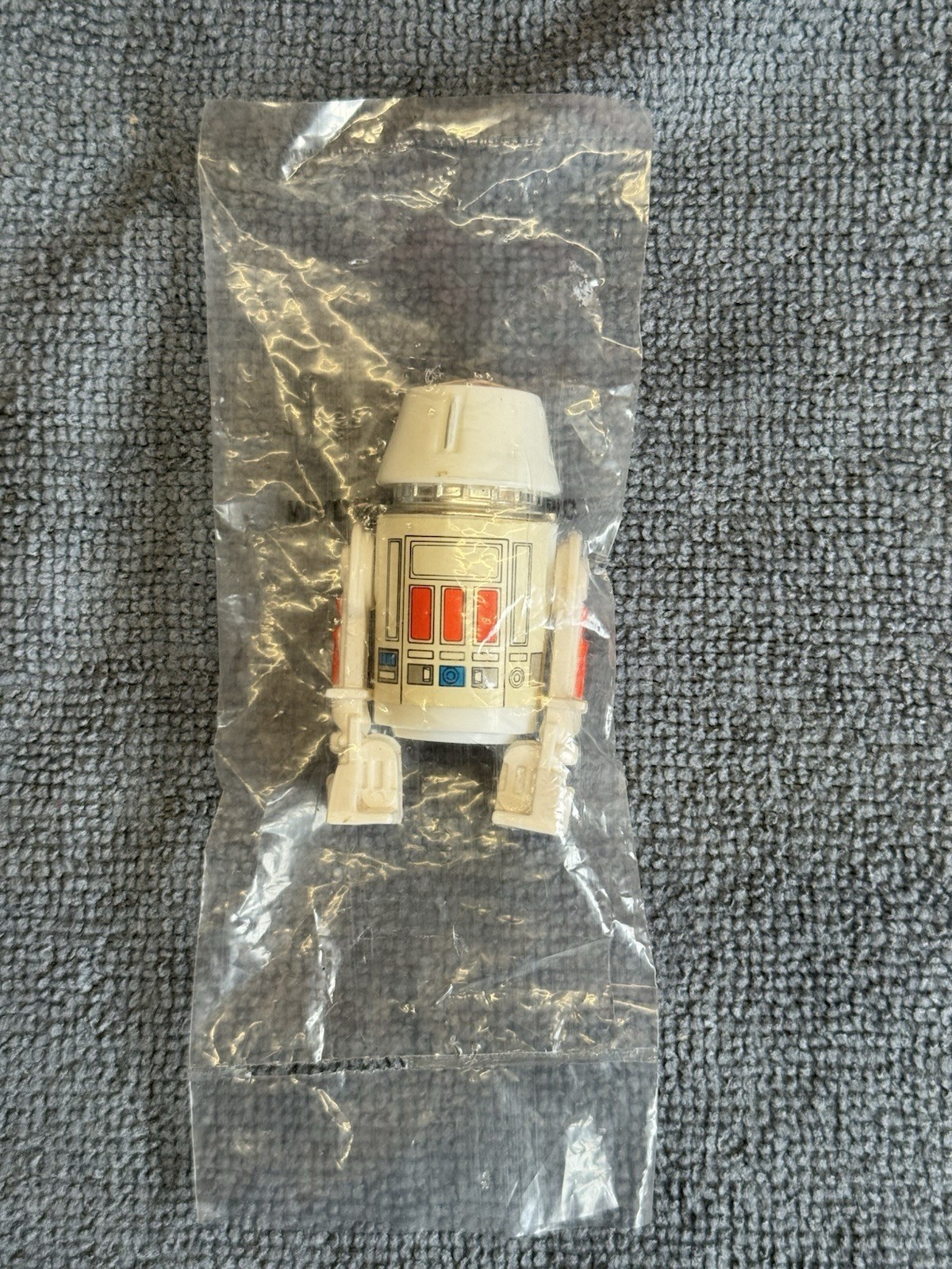 R5-D4 (Arfive-Defour) sold
