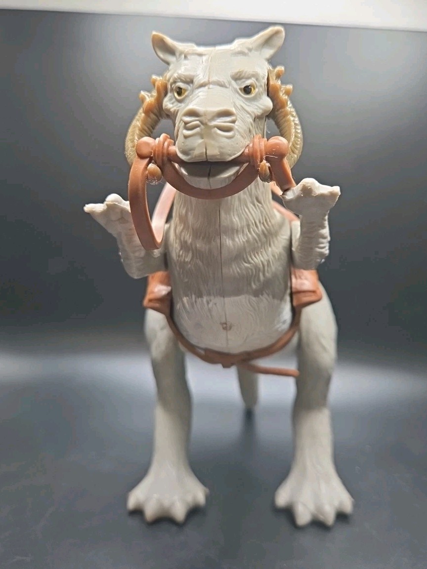 Tauntaun (closed belly) sold