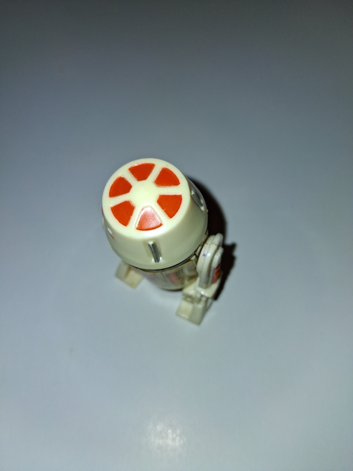 R5-D4 (Arfive-Defour) sold