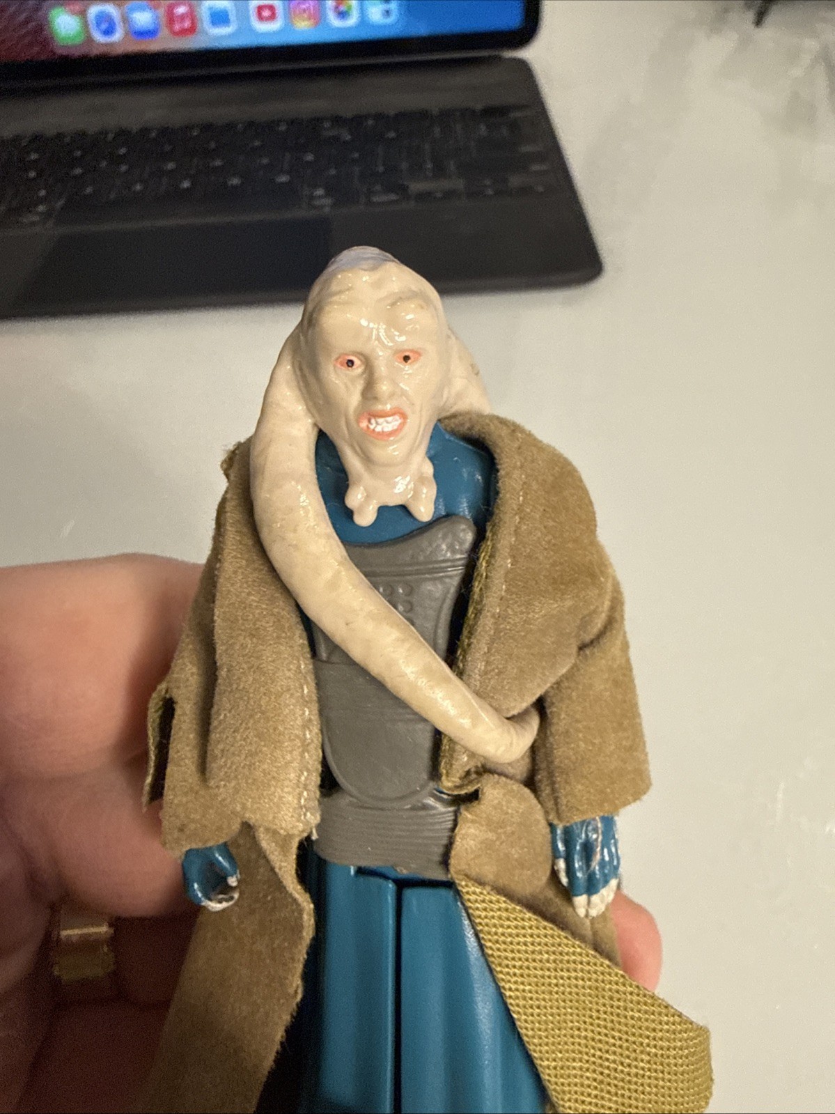 Bib Fortuna sold