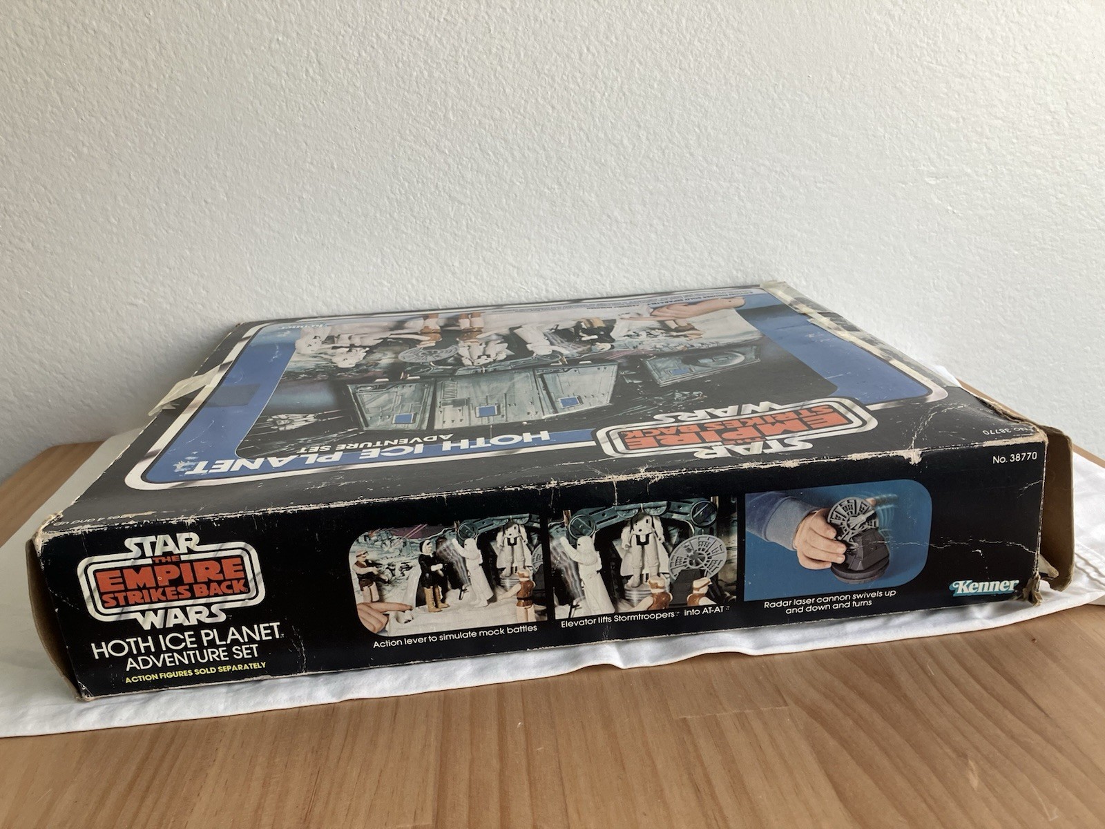 Hoth Ice Planet Adventure Set sold