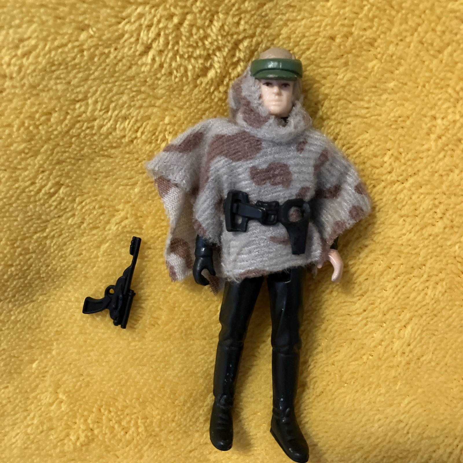 Luke Skywalker (In Battle Poncho) sold