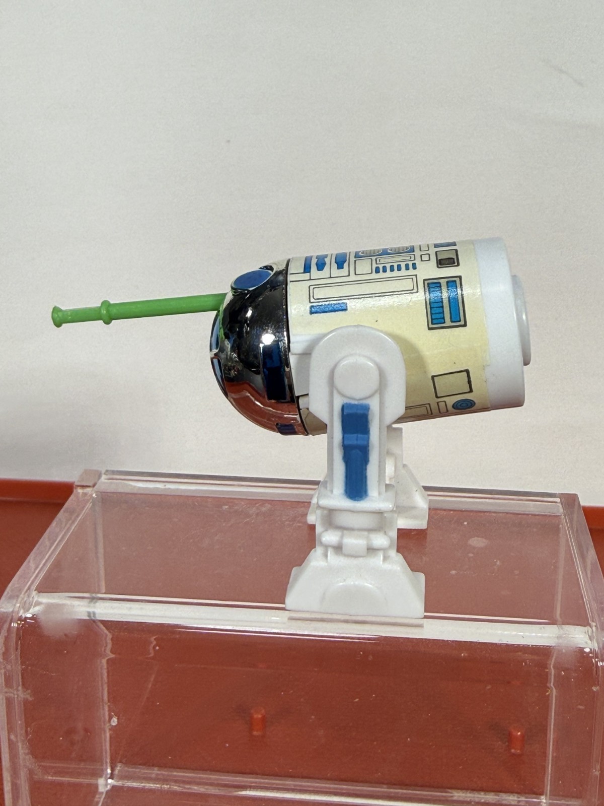 R2-D2 (Artoo-Detoo) with pop-up Lightsaber sold