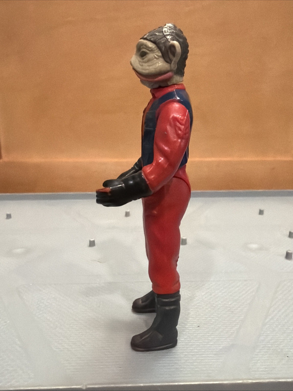 Nien Nunb sold