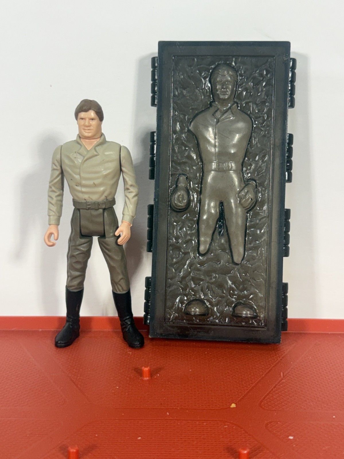 Han Solo (In Carbonite Chamber) sold
