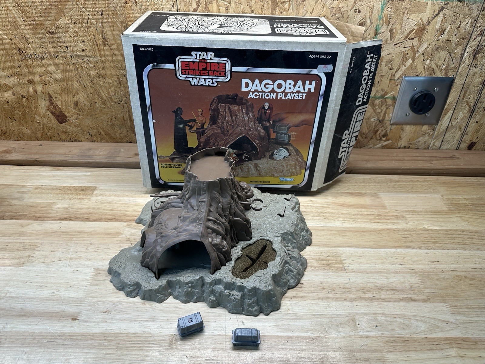 Dagobah Action Playset sold