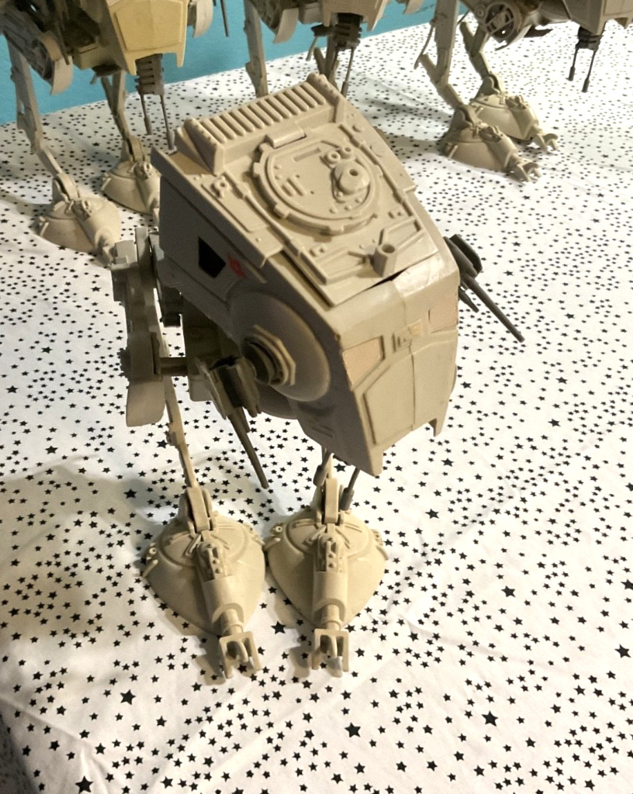Scout Walker (AT-ST) sold