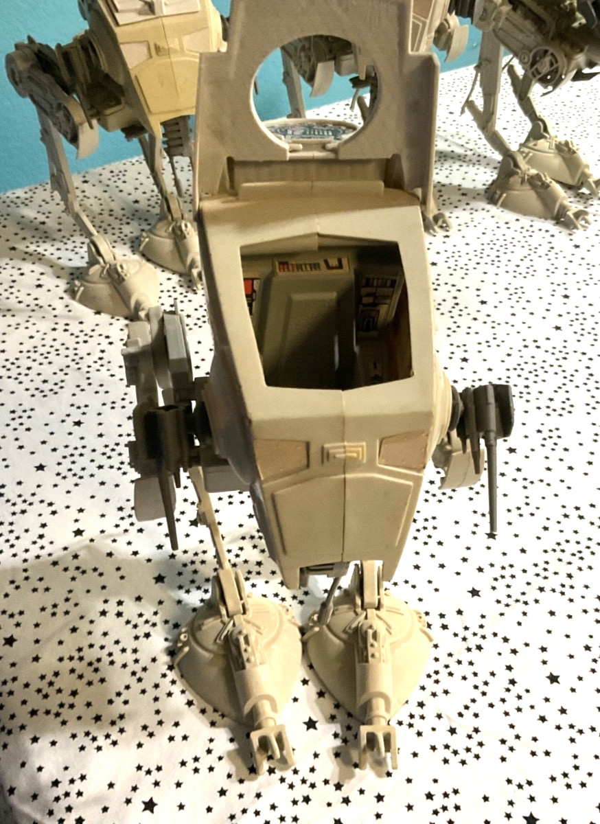 Scout Walker (AT-ST) sold