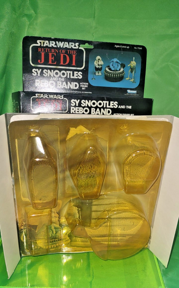 Sy Snootles & The Rebo Band sold