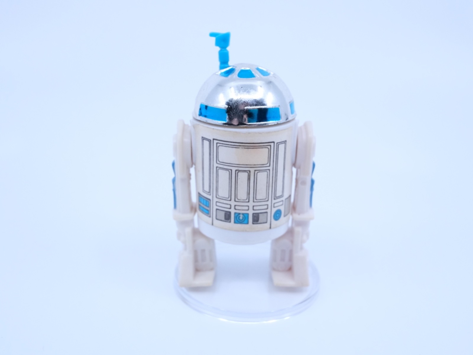 R2-D2 (Artoo-Detoo) (with Sensorscope) sold