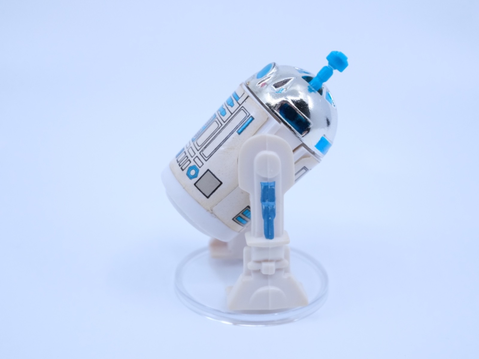 R2-D2 (Artoo-Detoo) (with Sensorscope) sold