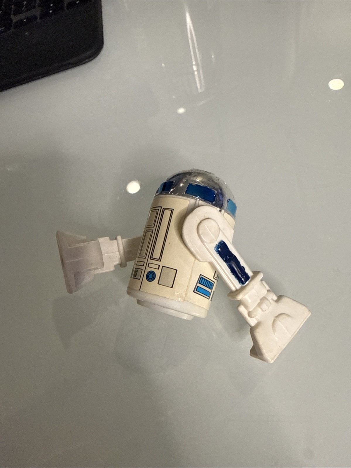 R2-D2 (Artoo-Detoo) (with Sensorscope) sold