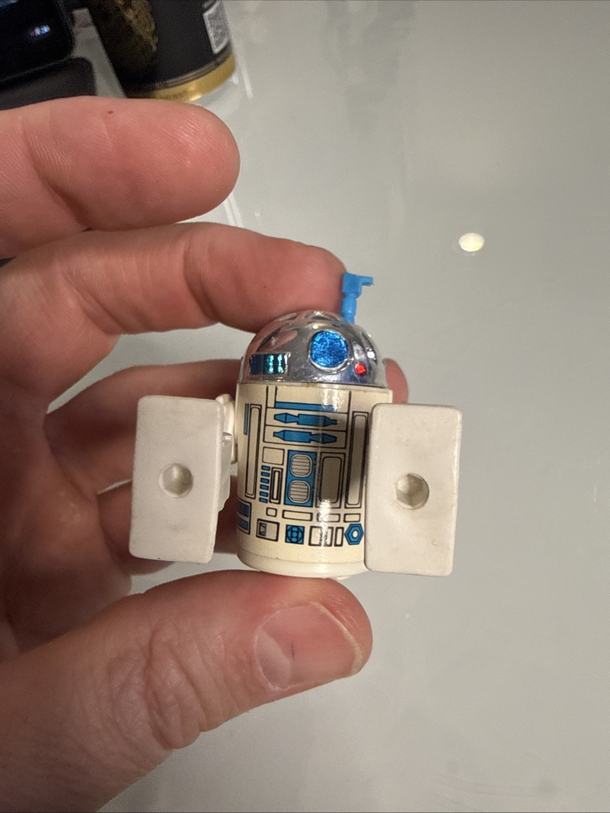 R2-D2 (Artoo-Detoo) (with Sensorscope) sold