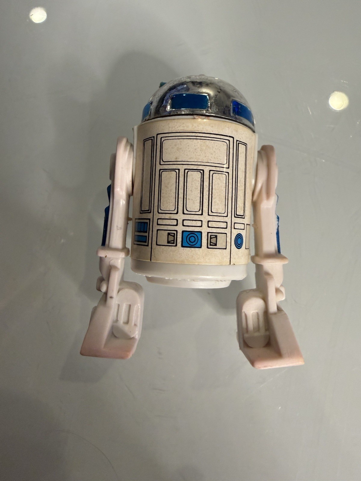 R2-D2 (Artoo-Detoo) (with Sensorscope) sold