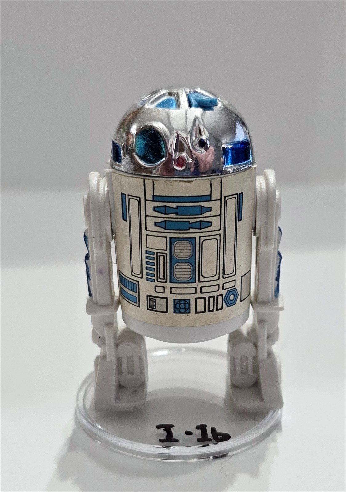 R2-D2 (Artoo-Detoo) (with Sensorscope) sold