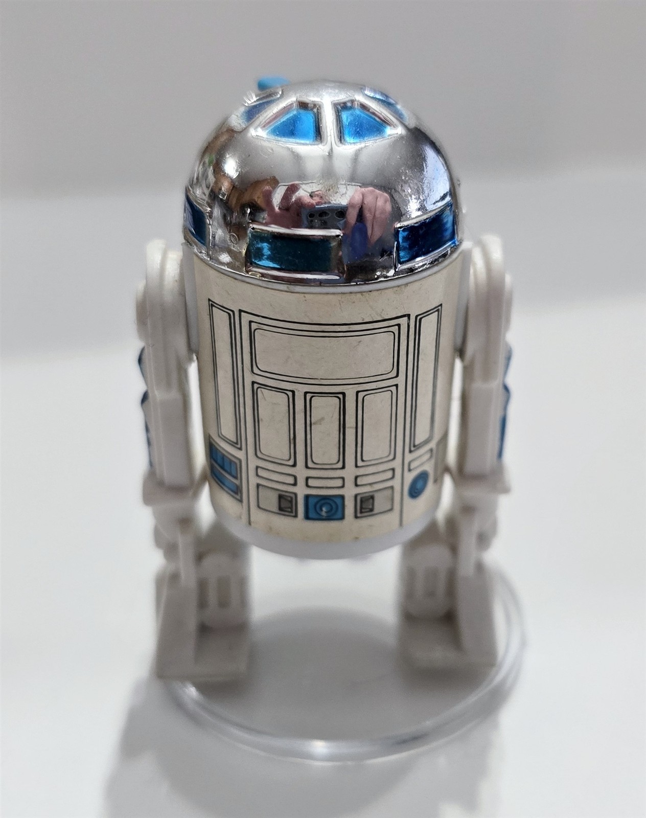 R2-D2 (Artoo-Detoo) (with Sensorscope) sold
