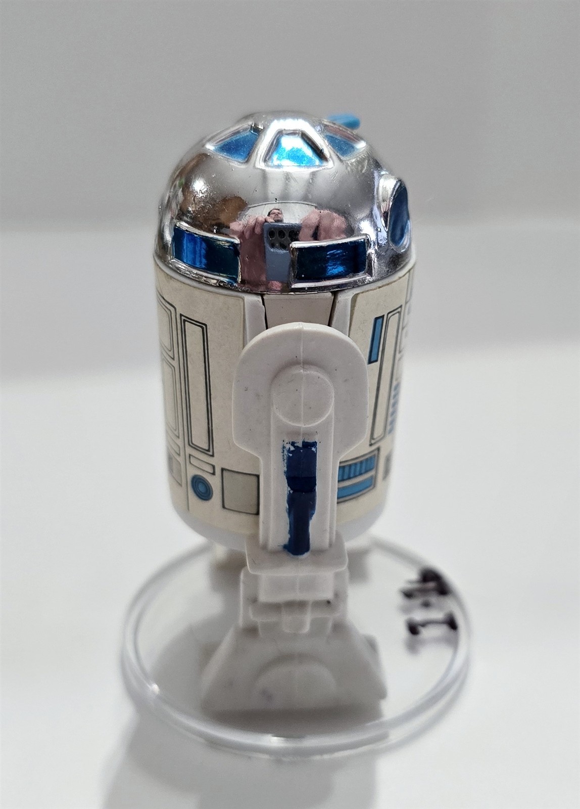 R2-D2 (Artoo-Detoo) (with Sensorscope) sold