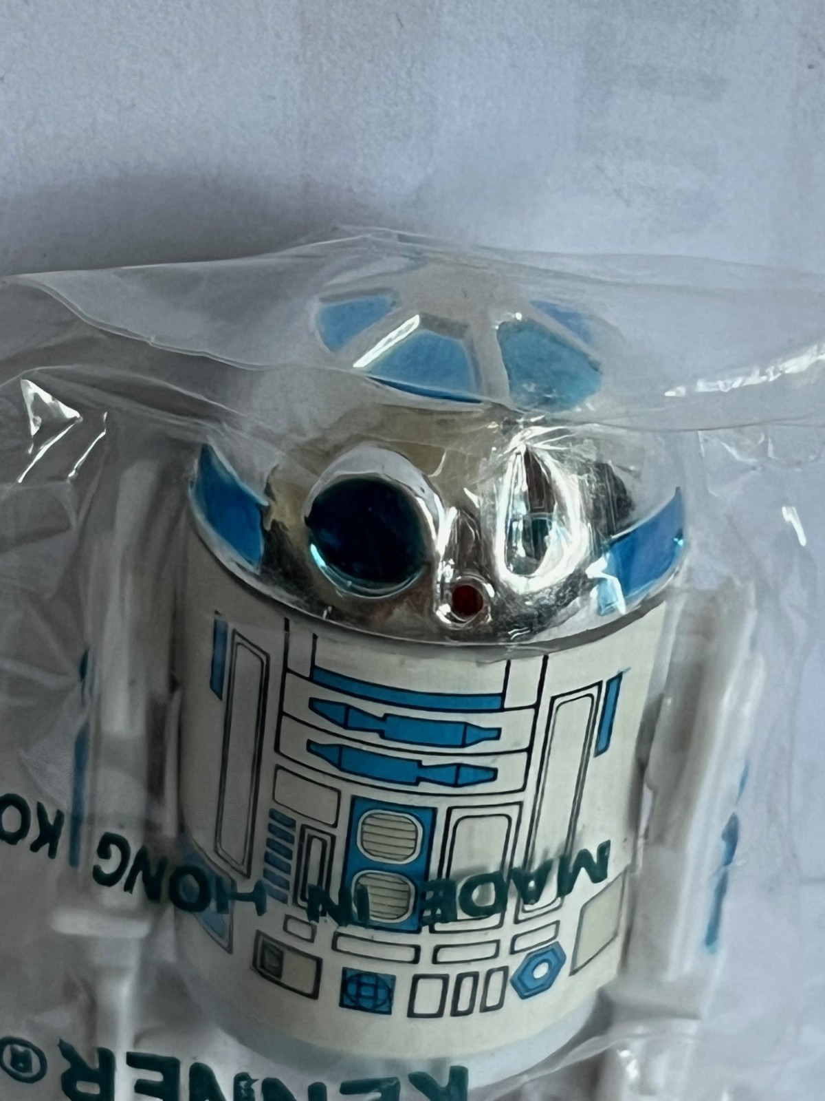 R2-D2 (Artoo-Detoo) (with Sensorscope) sold