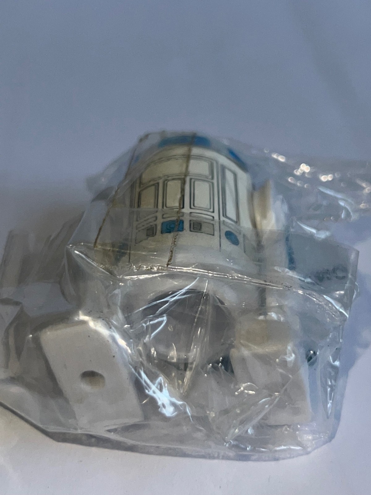 R2-D2 (Artoo-Detoo) (with Sensorscope) sold
