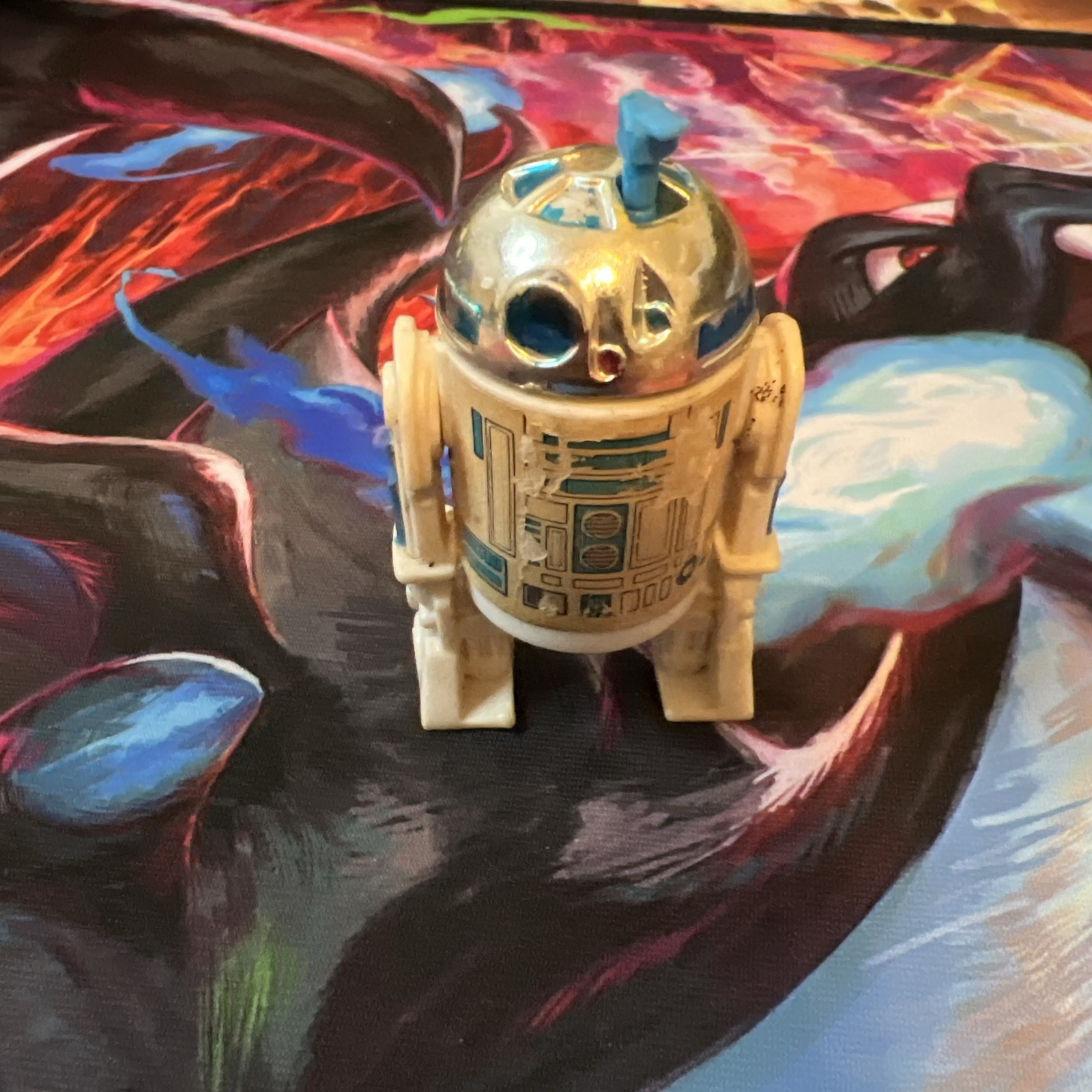 R2-D2 (Artoo-Detoo) (with Sensorscope) sold