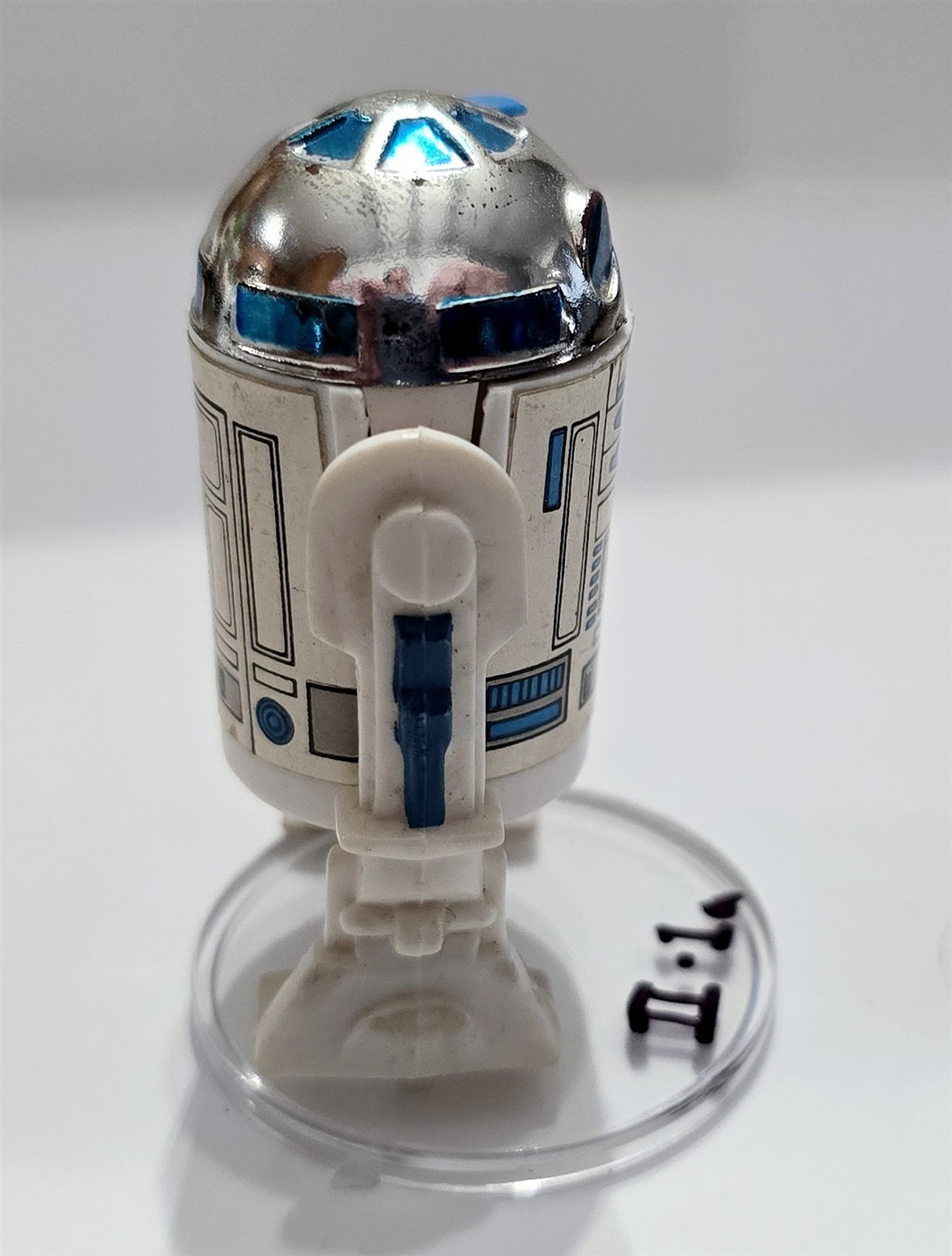 R2-D2 (Artoo-Detoo) (with Sensorscope) sold