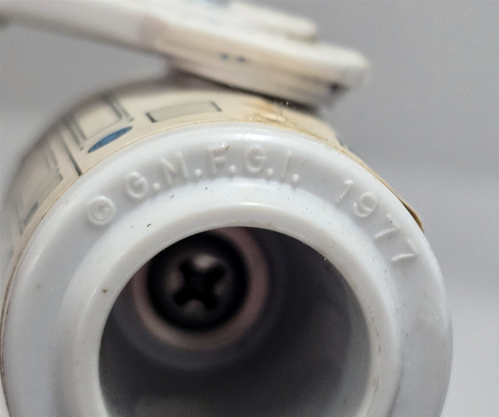 R2-D2 (Artoo-Detoo) (with Sensorscope) sold