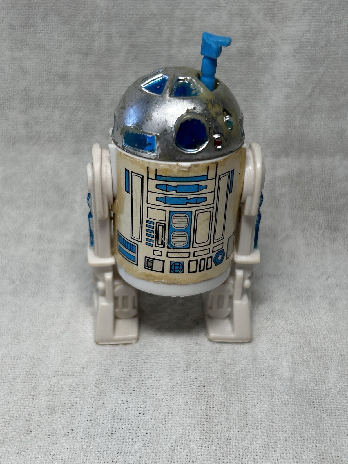 R2-D2 (Artoo-Detoo) (with Sensorscope) sold