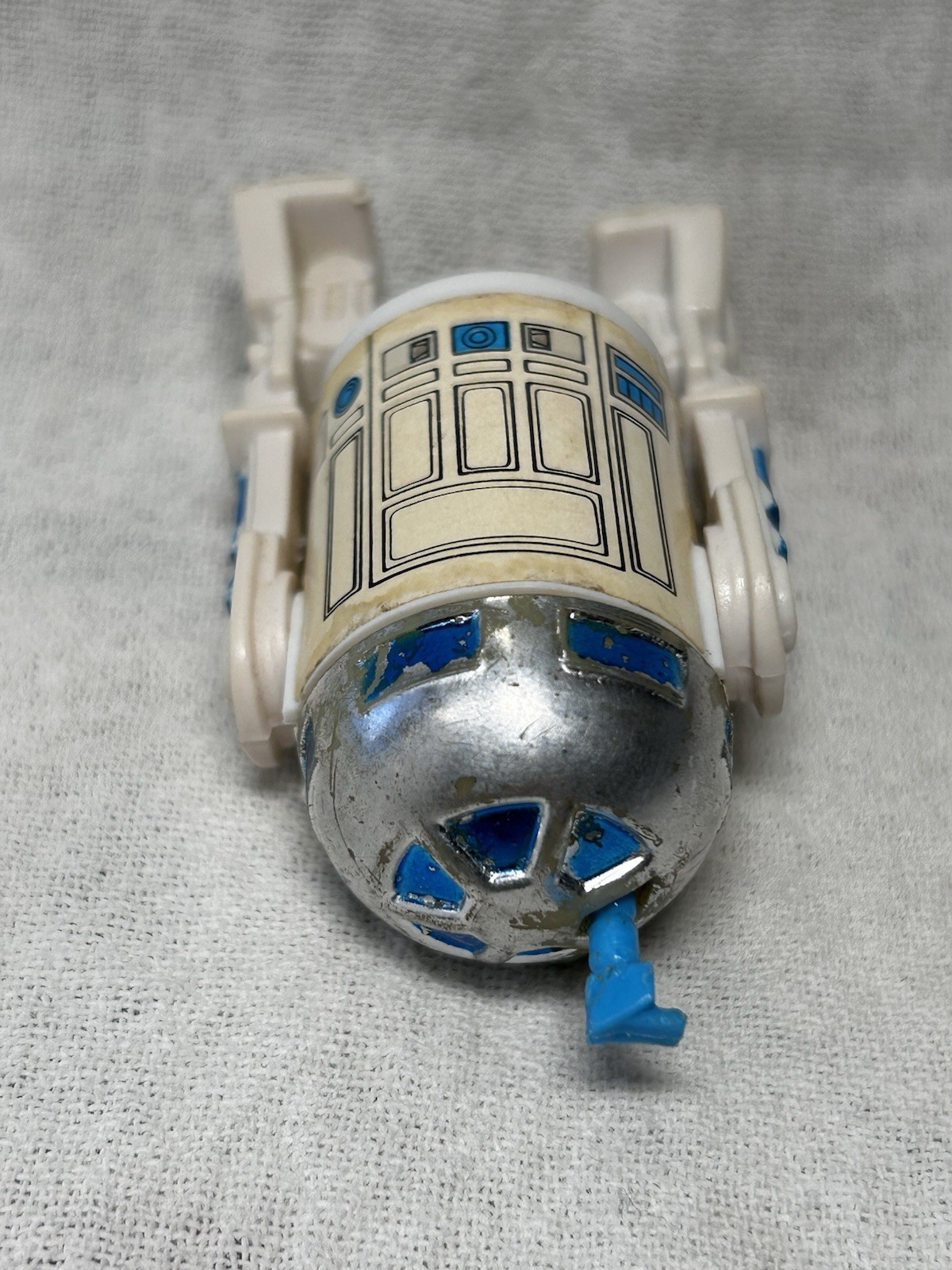 R2-D2 (Artoo-Detoo) (with Sensorscope) sold
