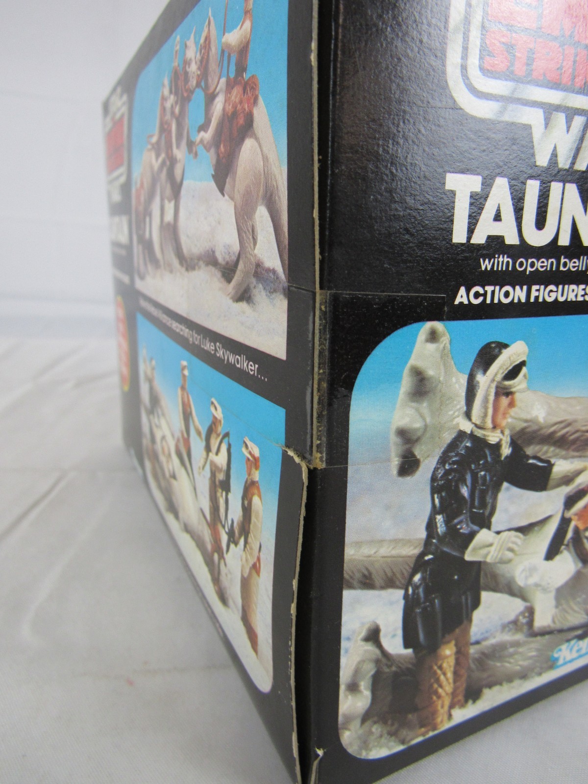 Tauntaun (open belly) sold