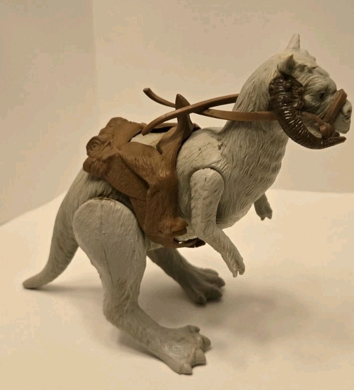 Tauntaun (closed belly) sold