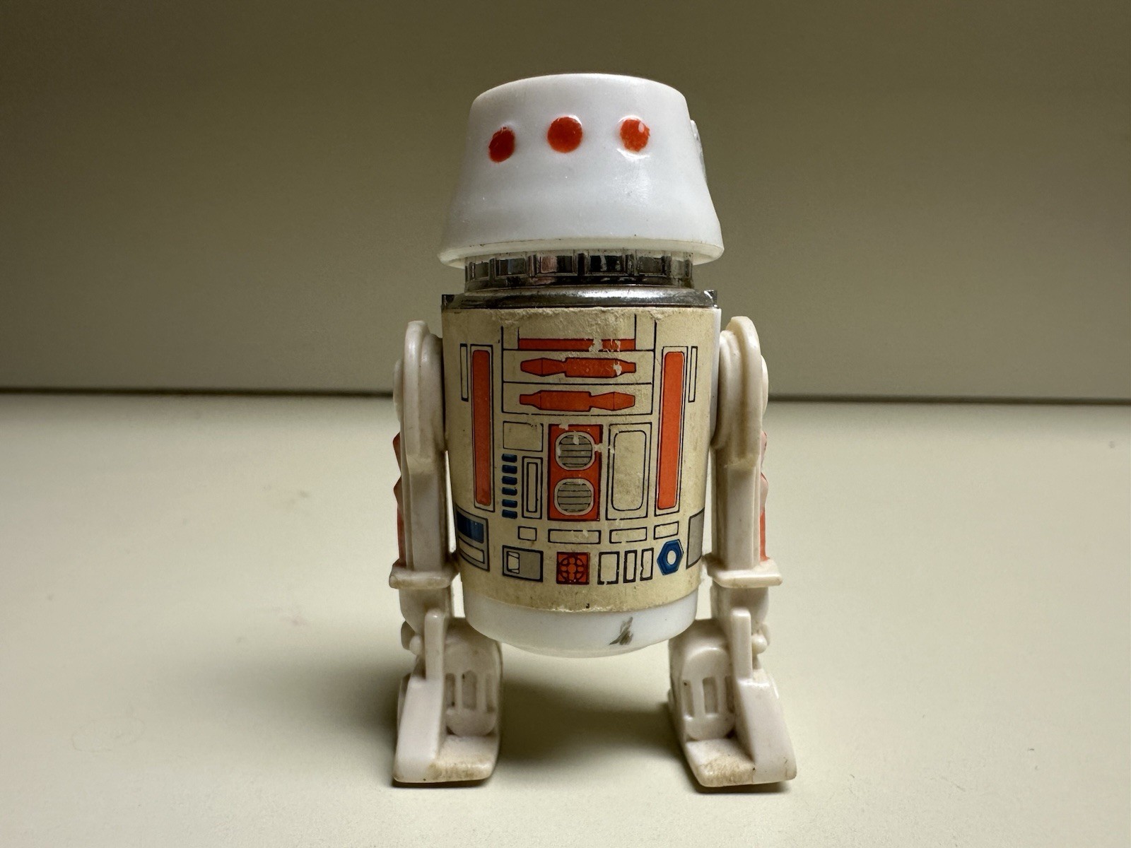 R5-D4 (Arfive-Defour) sold