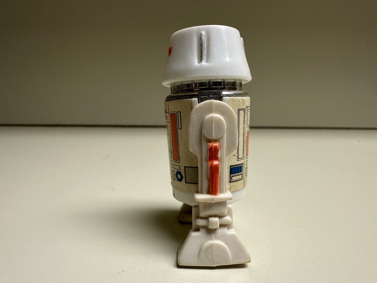 R5-D4 (Arfive-Defour) sold