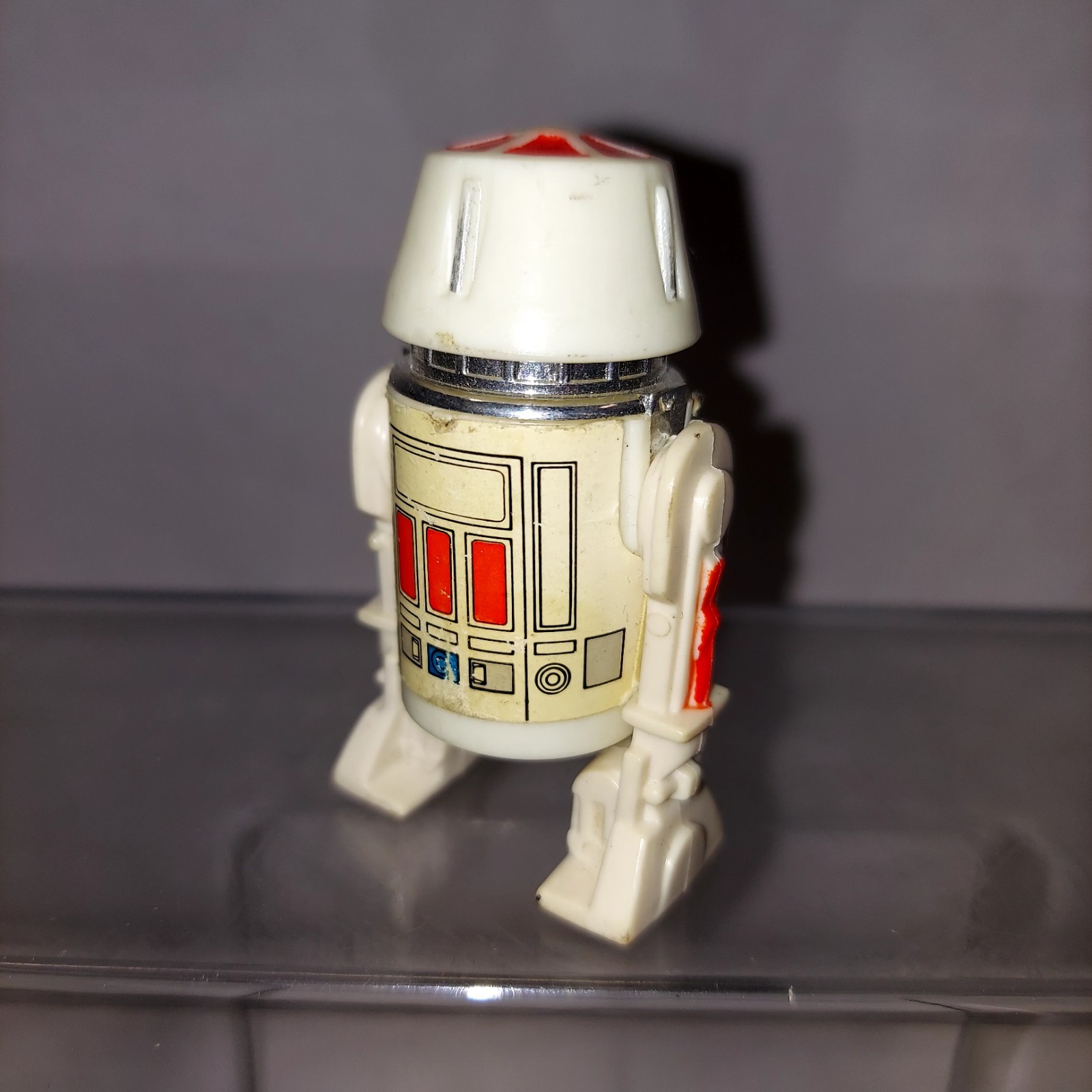 R5-D4 (Arfive-Defour) sold