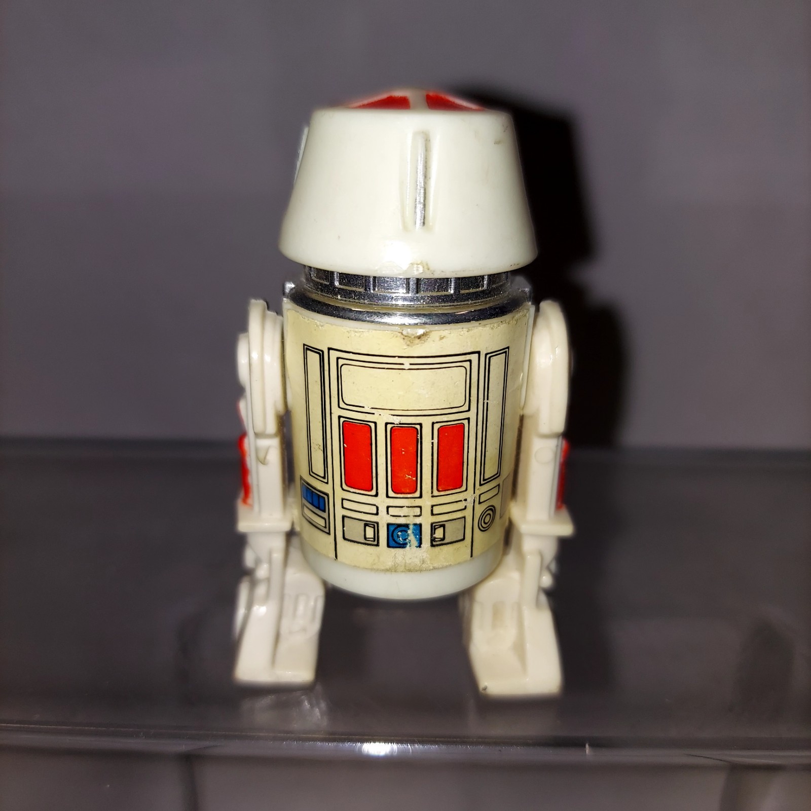 R5-D4 (Arfive-Defour) sold