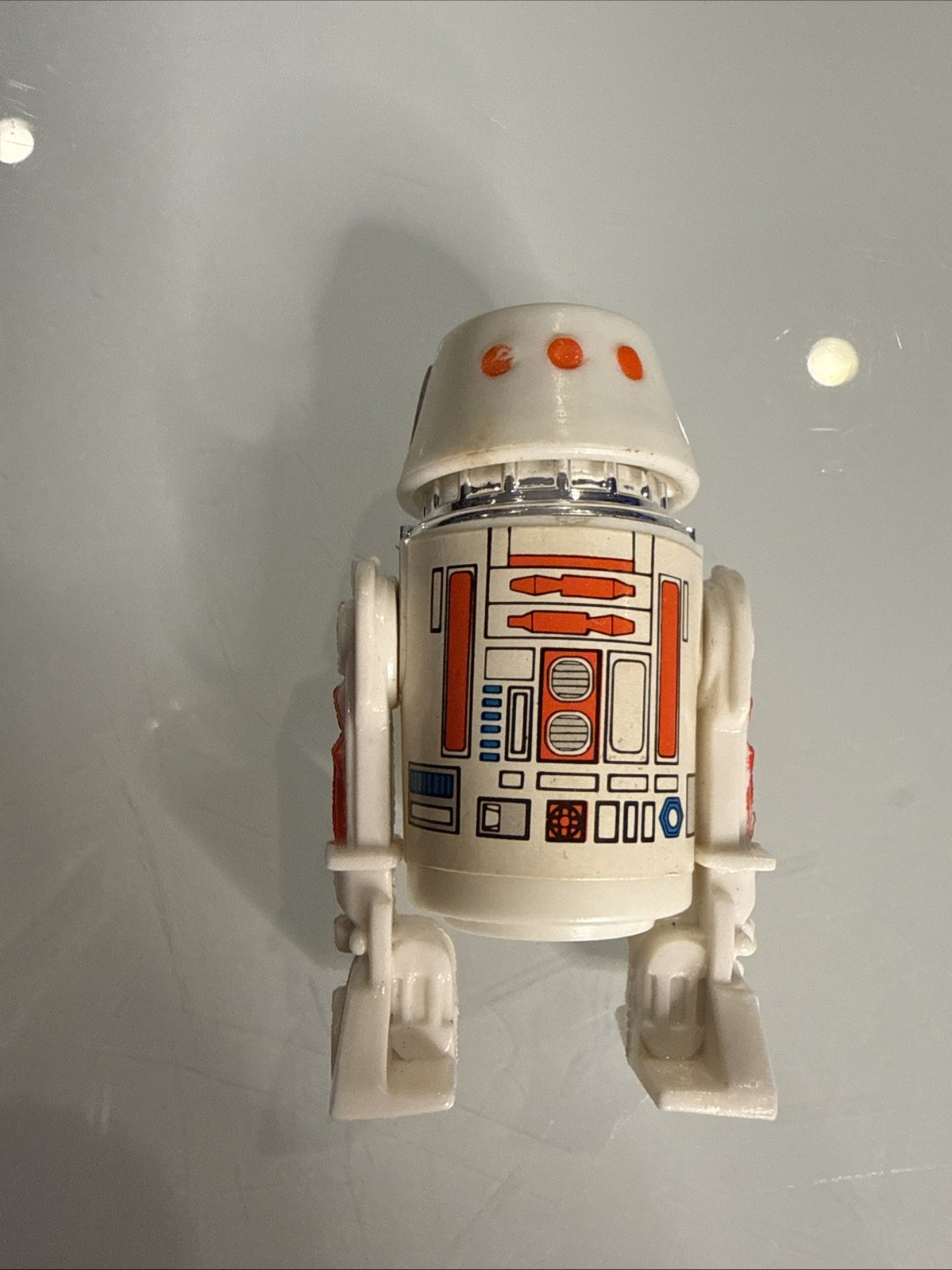 R5-D4 (Arfive-Defour) sold