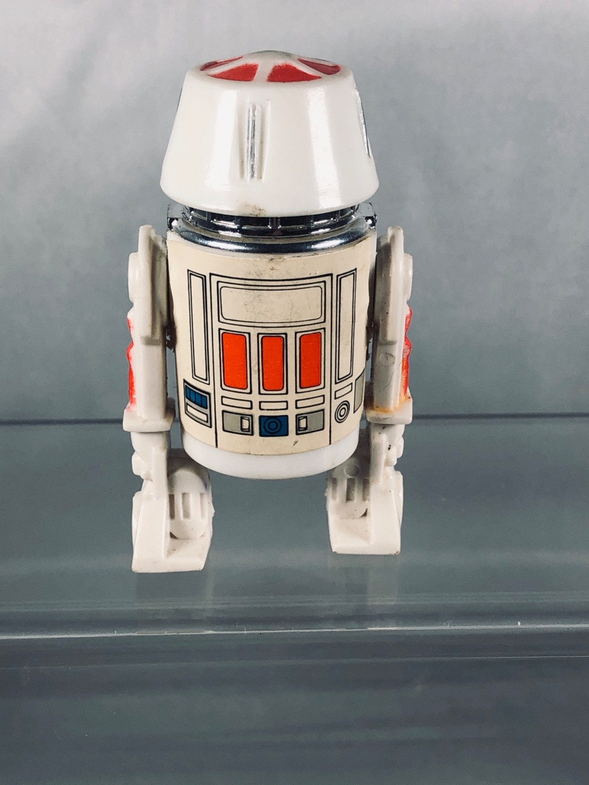 R5-D4 (Arfive-Defour) sold