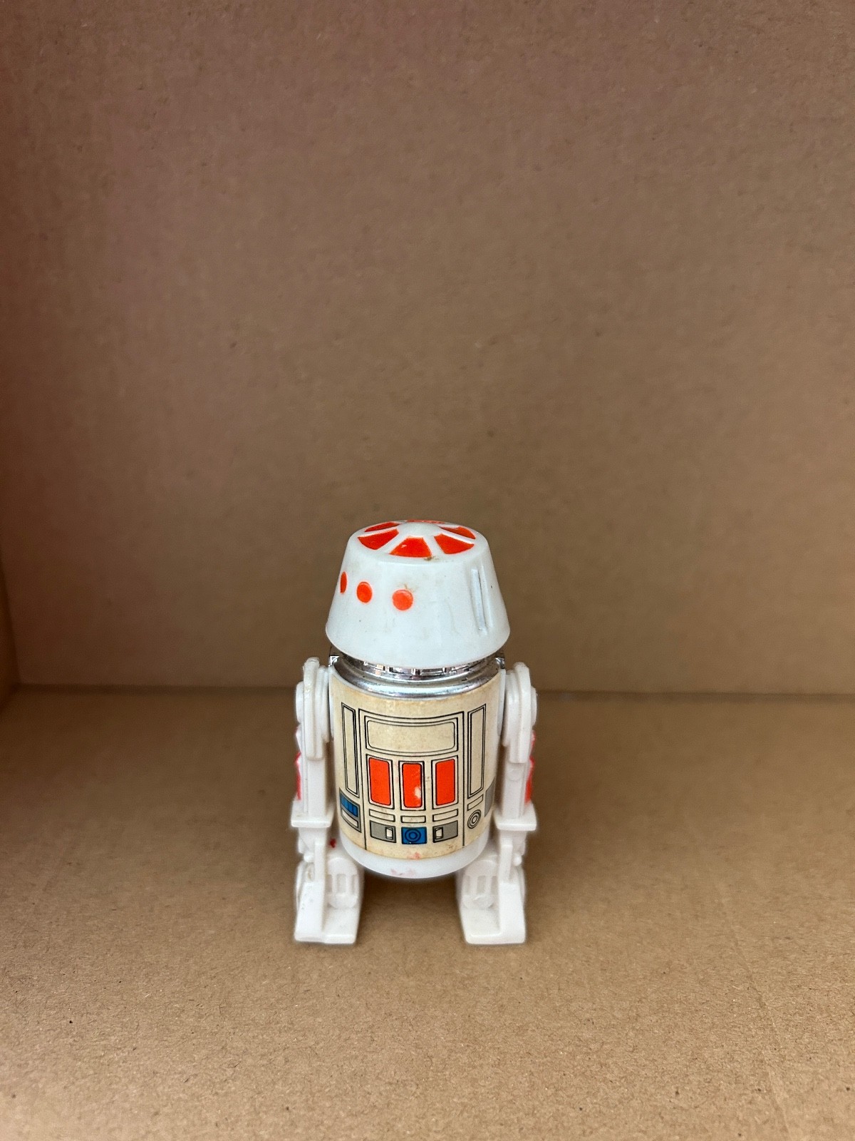 R5-D4 (Arfive-Defour) sold
