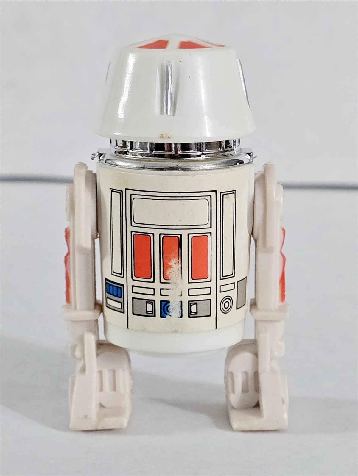 R5-D4 (Arfive-Defour) sold